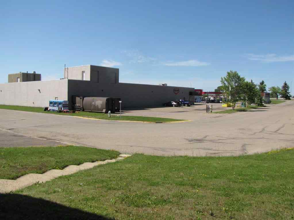 MLS® A2257752 - 4303 and 4301 49 Street  in Eastgate Innisfail, Commercial