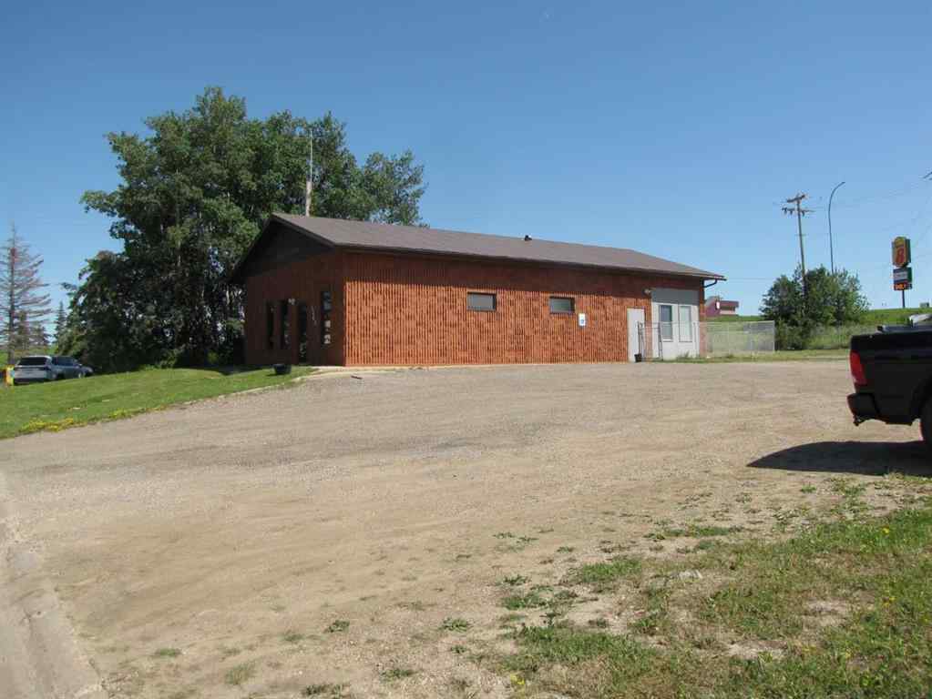 MLS® A2257752 - 4303 and 4301 49 Street  in Eastgate Innisfail, Commercial