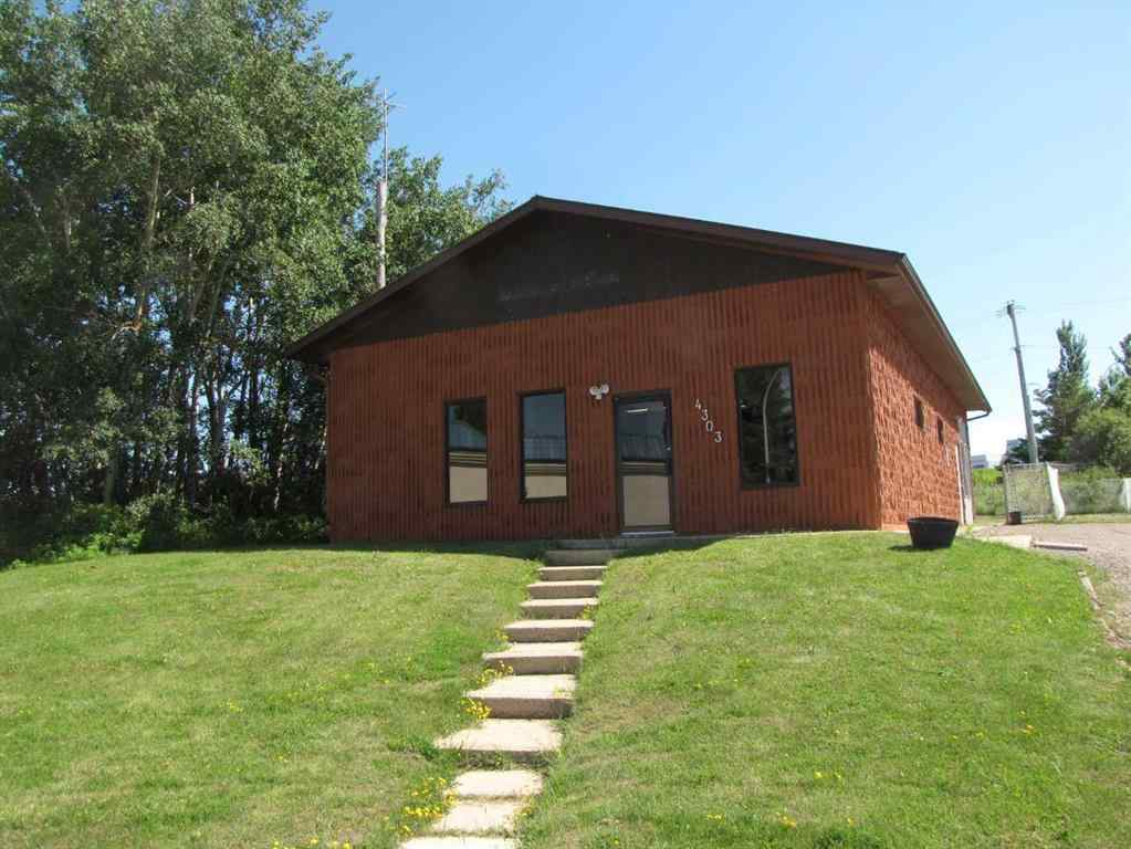 MLS® A2257752 - 4303 and 4301 49 Street  in Eastgate Innisfail, Commercial