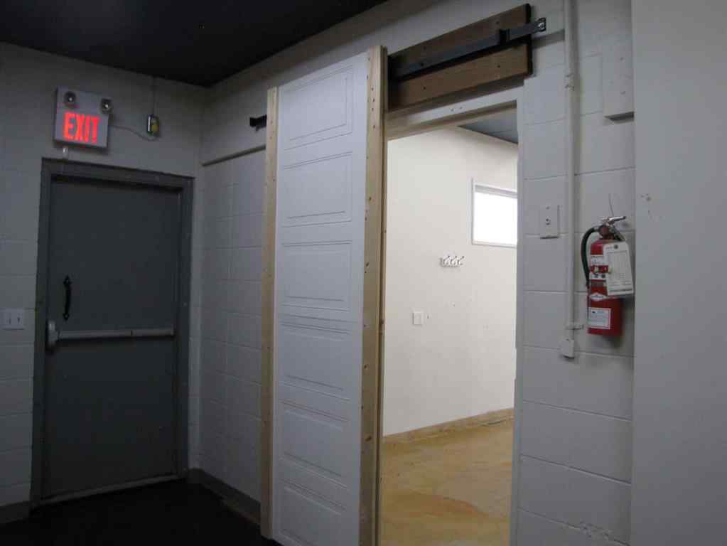MLS® A2257752 - 4303 and 4301 49 Street  in Eastgate Innisfail, Commercial