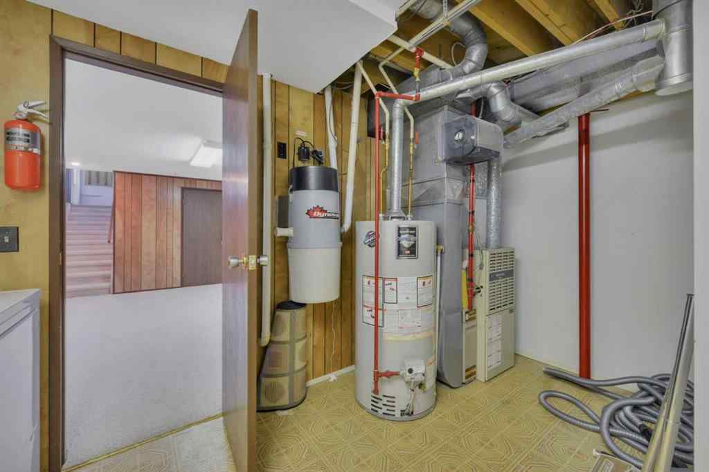 MLS® A2257754 - 54 Wright Avenue  in West Park Red Deer, Residential