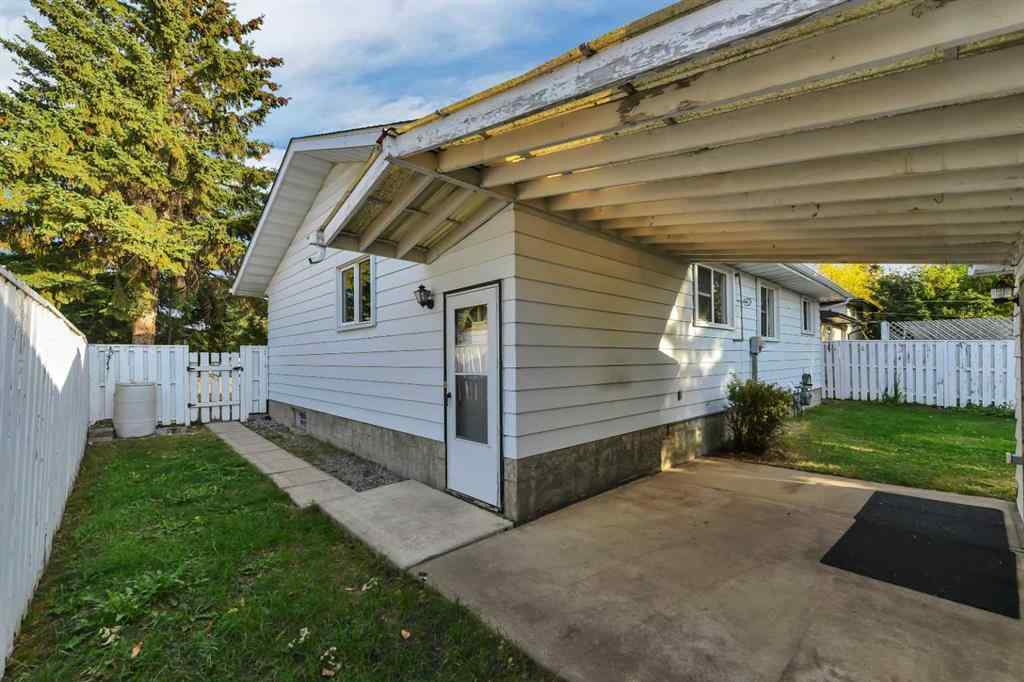 MLS® A2257754 - 54 Wright Avenue  in West Park Red Deer, Residential