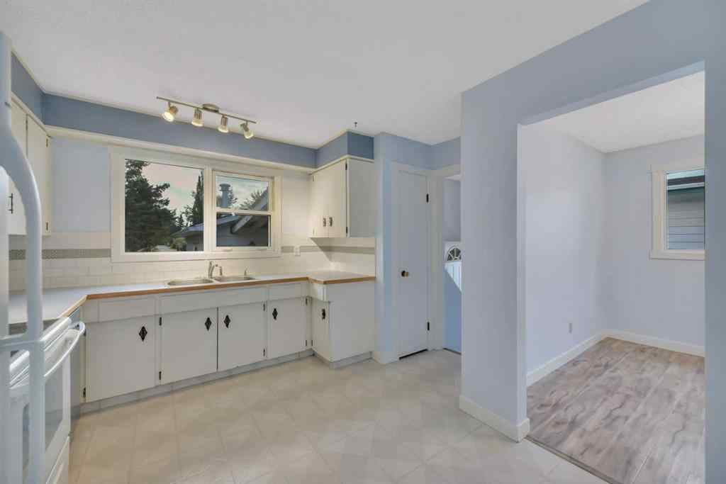 MLS® A2257754 - 54 Wright Avenue  in West Park Red Deer, Residential