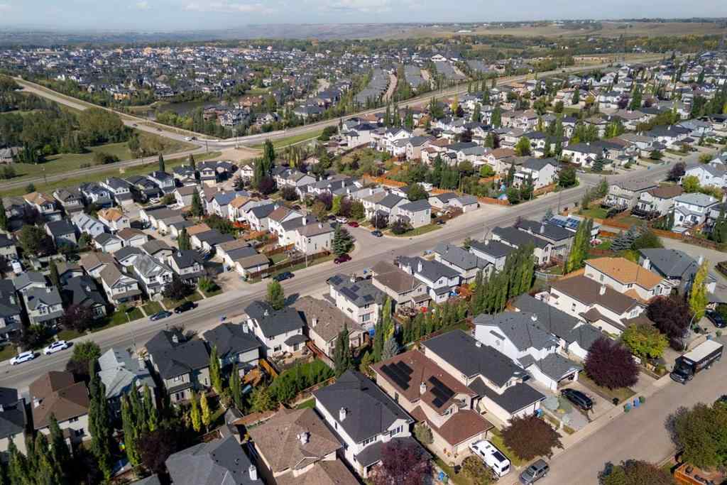 MLS® A2257755 - 703 Tuscany Drive NW in Tuscany Calgary, Residential