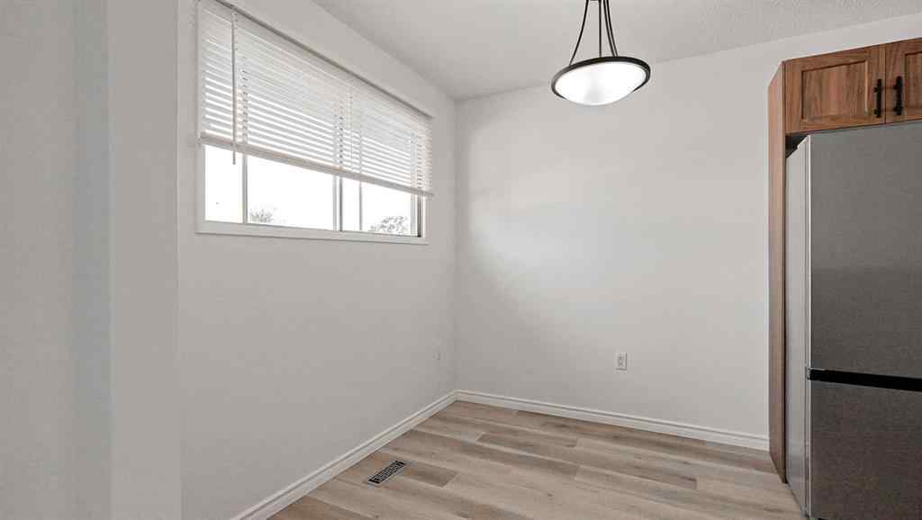MLS® A2257758 - 50 Clelland Crescent SE in Southview-Park Meadows Medicine Hat, Residential