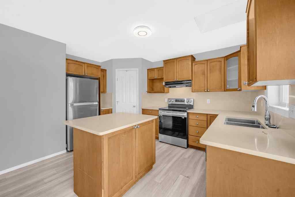 MLS® A2257760 - 171 Willowbrook Drive NW in Willowbrook Airdrie, Residential