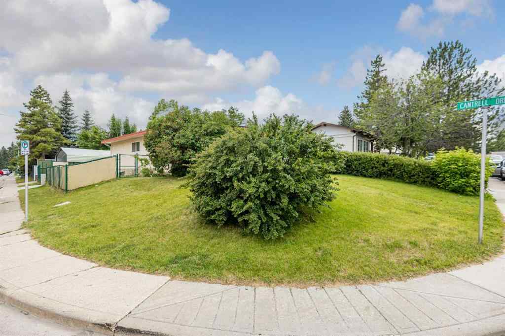 MLS® A2257762 - 703 130 Avenue SW in Canyon Meadows Calgary, Residential