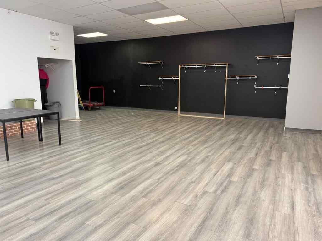 MLS® A2257763 - 622 3 Street SE in SE Hill Medicine Hat, Commercial