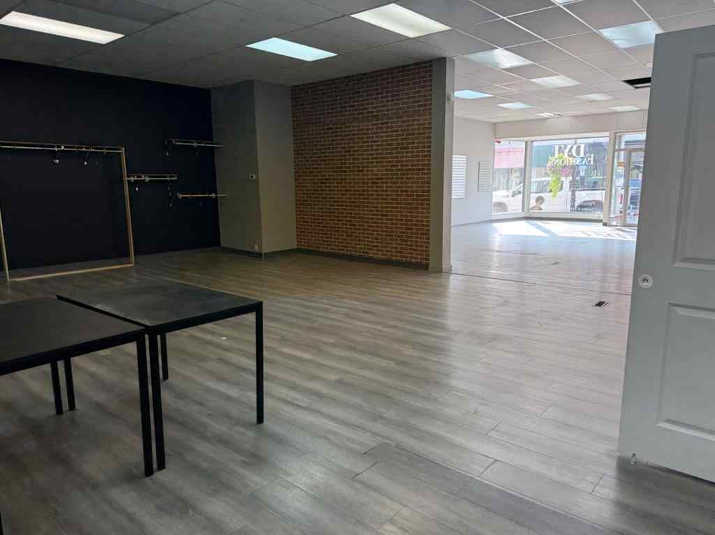 MLS® A2257763 - 622 3 Street SE in SE Hill Medicine Hat, Commercial