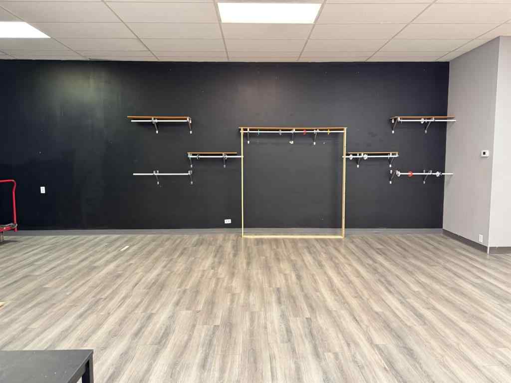 MLS® A2257763 - 622 3 Street SE in SE Hill Medicine Hat, Commercial