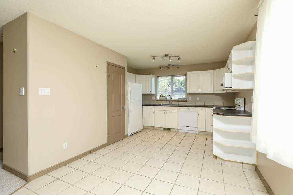 MLS® A2257765 - 1708 2A Avenue N in Westminster Lethbridge, Residential