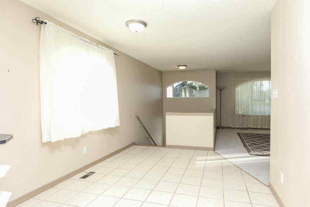 MLS® A2257765 - 1708 2A Avenue N in Westminster Lethbridge, Residential