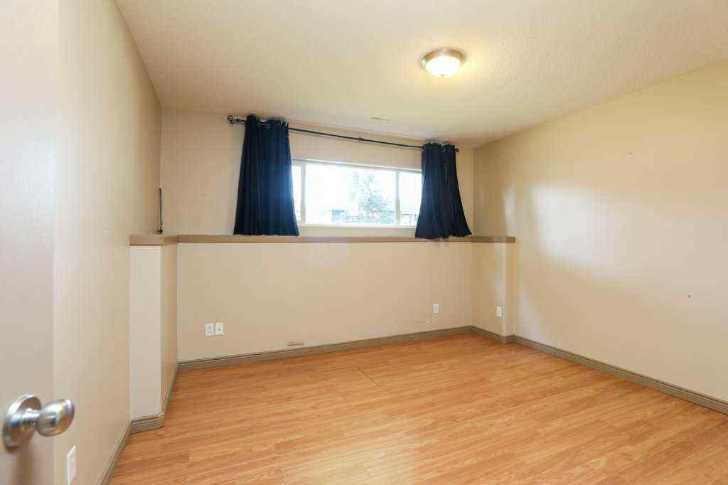 MLS® A2257765 - 1708 2A Avenue N in Westminster Lethbridge, Residential