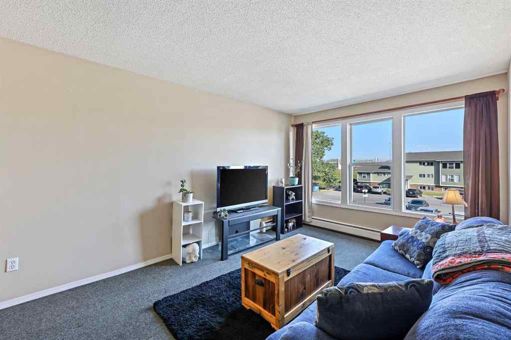 MLS® A2257766 - Unit #224 101 Big Hill Way SE in Big Springs Airdrie, Residential