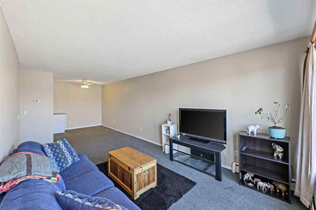 MLS® A2257766 - Unit #224 101 Big Hill Way SE in Big Springs Airdrie, Residential