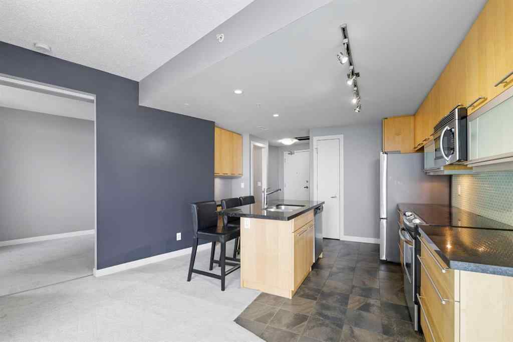 MLS® A2257767 - Unit #1706 215 13 Avenue SW in Beltline Calgary, Residential