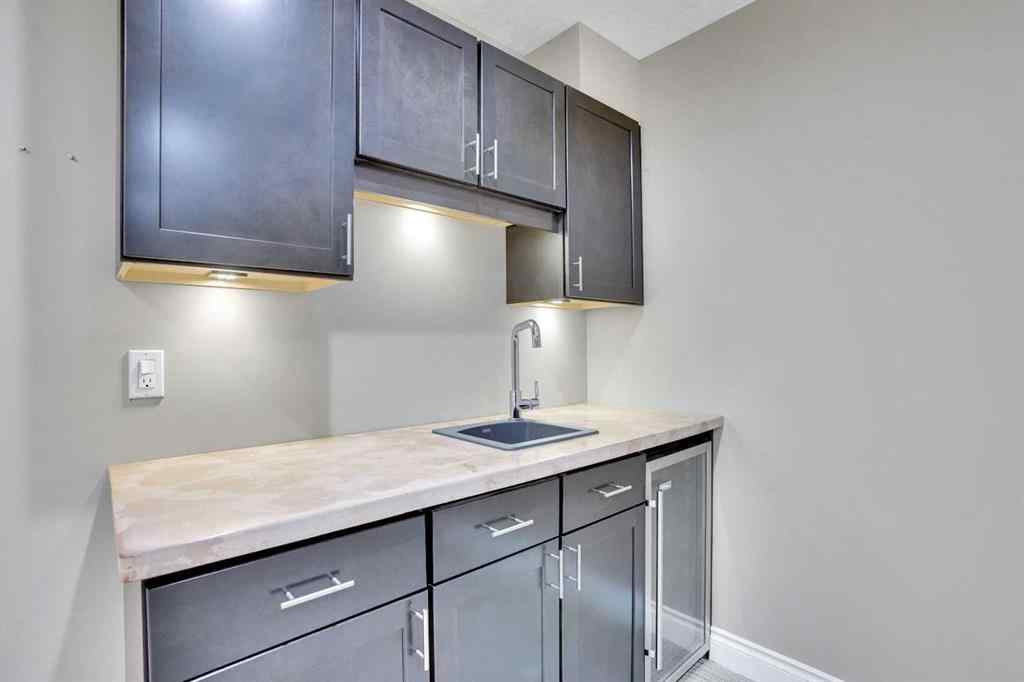MLS® A2257768 - 2 Tuscany Ravine Landing NW in Tuscany Calgary, Residential