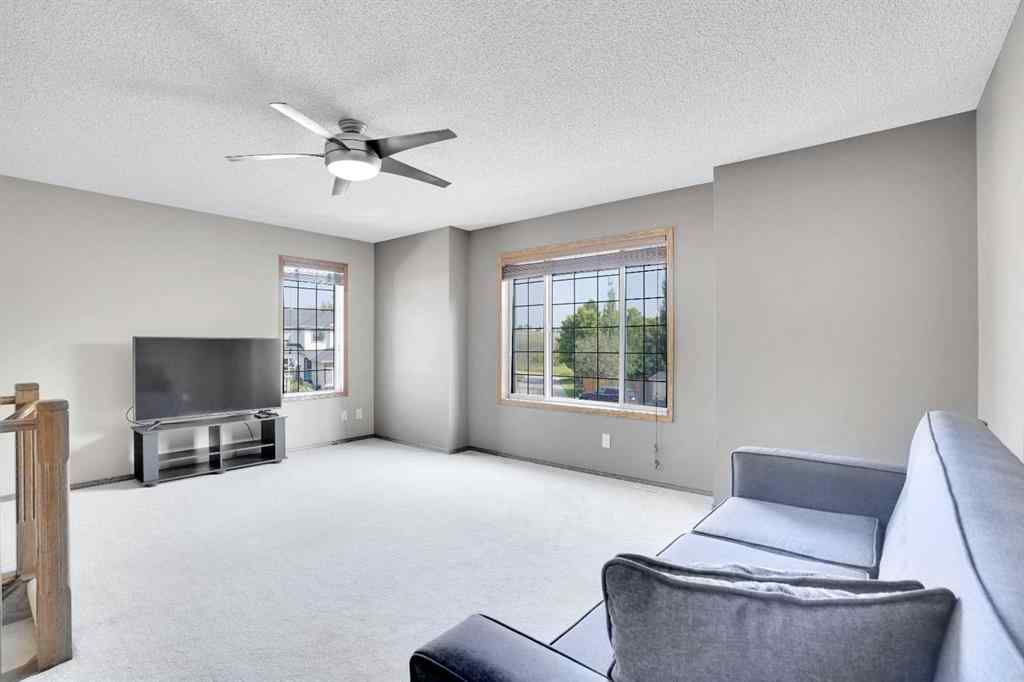 MLS® A2257768 - 2 Tuscany Ravine Landing NW in Tuscany Calgary, Residential