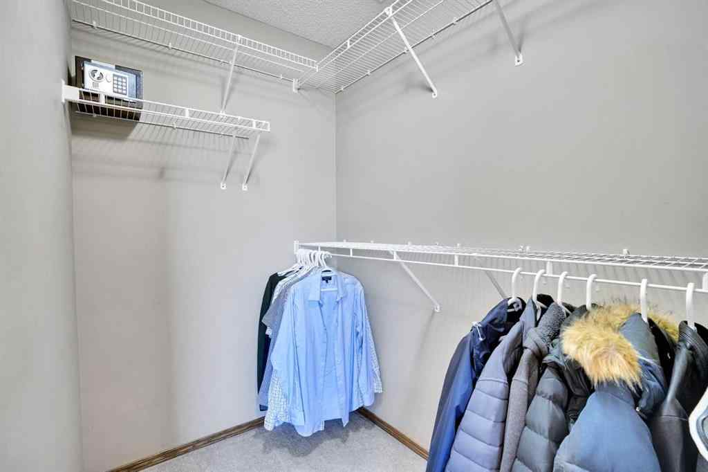 MLS® A2257768 - 2 Tuscany Ravine Landing NW in Tuscany Calgary, Residential