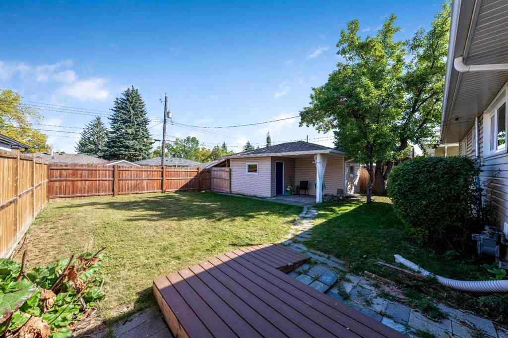 MLS® A2257771 - 216 Havenhurst Crescent SW in Haysboro Calgary, Residential