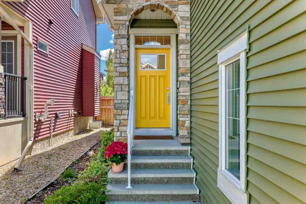 MLS® A2257772 - 148 Sunrise View  in Sunset Ridge Cochrane, Residential