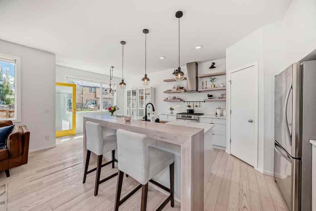MLS® A2257772 - 148 Sunrise View  in Sunset Ridge Cochrane, Residential