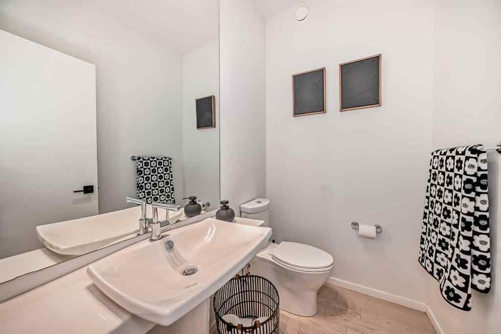 MLS® A2257772 - 148 Sunrise View  in Sunset Ridge Cochrane, Residential