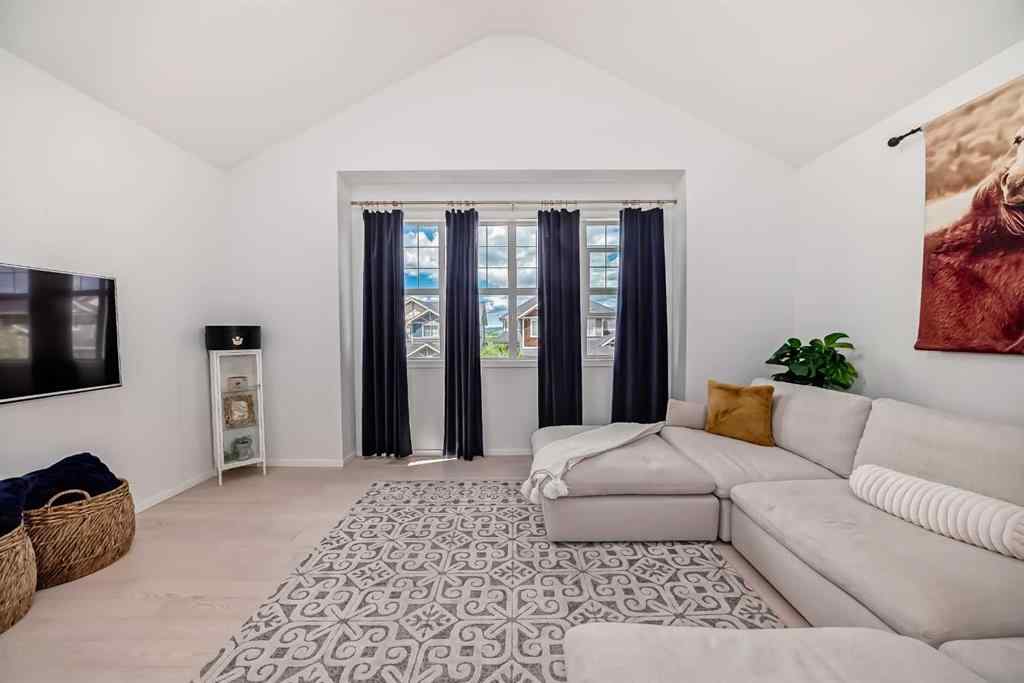 MLS® A2257772 - 148 Sunrise View  in Sunset Ridge Cochrane, Residential