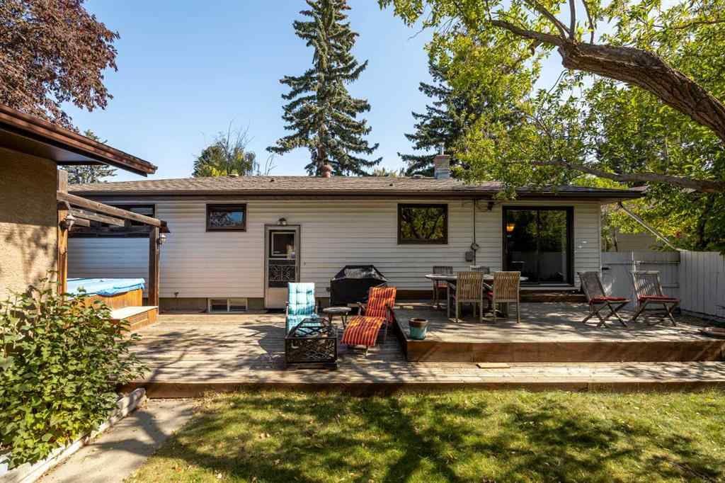 MLS® A2257777 - 151 Waterloo Drive SW in Wildwood Calgary, Residential