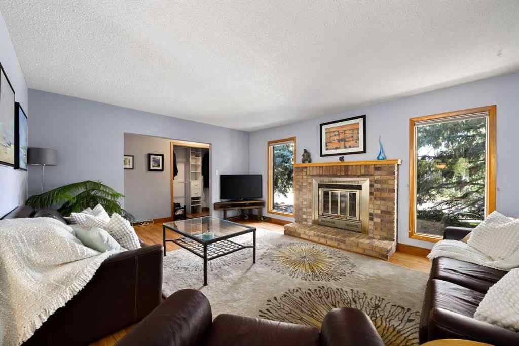 MLS® A2257777 - 151 Waterloo Drive SW in Wildwood Calgary, Residential