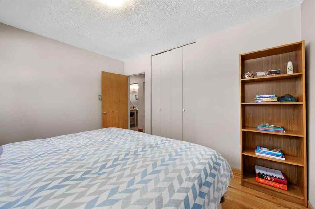 MLS® A2257777 - 151 Waterloo Drive SW in Wildwood Calgary, Residential