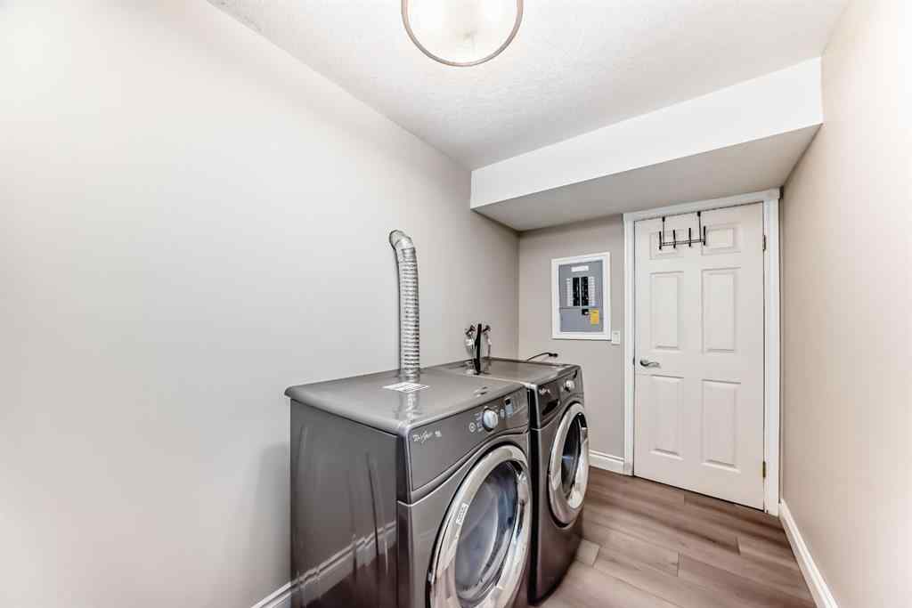 MLS® A2257787 - 1908 12 Street SW in Lower Mount Royal Calgary, Residential