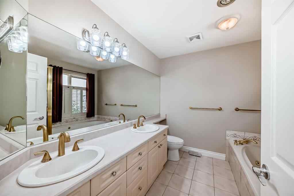 MLS® A2257787 - 1908 12 Street SW in Lower Mount Royal Calgary, Residential