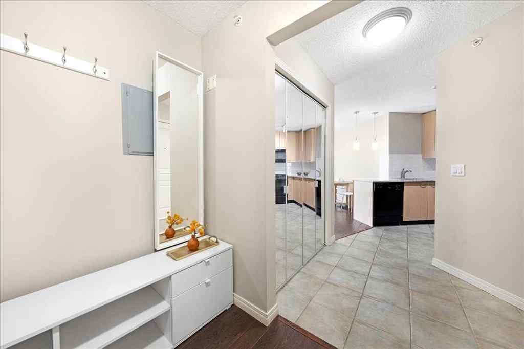 MLS® A2257793 - Unit #408 5115 Richard Road SW in Lincoln Park Calgary, Residential