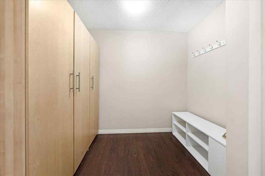MLS® A2257793 - Unit #408 5115 Richard Road SW in Lincoln Park Calgary, Residential