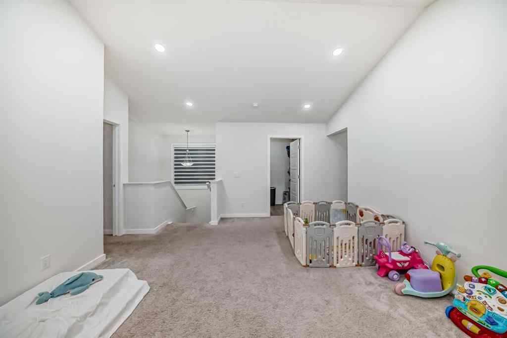 MLS® A2257794 - 165 Savanna Passage NE in Saddle Ridge Calgary, Residential