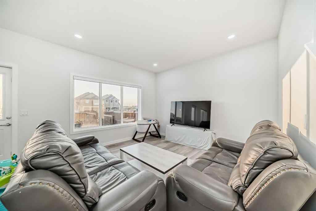 MLS® A2257794 - 165 Savanna Passage NE in Saddle Ridge Calgary, Residential