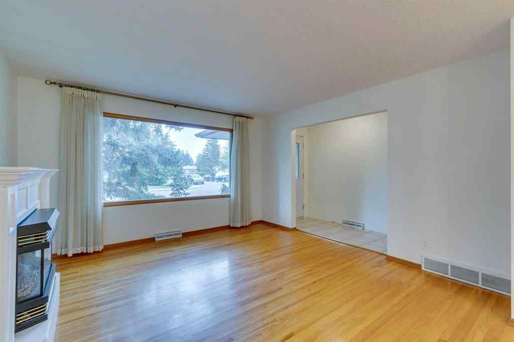 MLS® A2257795 - 104 Haysboro Crescent SW in Haysboro Calgary, Residential