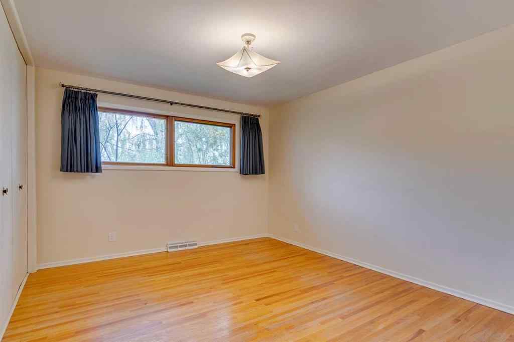 MLS® A2257795 - 104 Haysboro Crescent SW in Haysboro Calgary, Residential