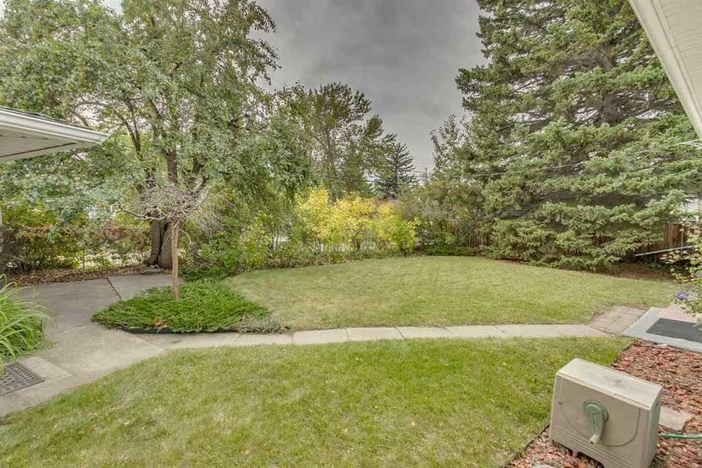 MLS® A2257795 - 104 Haysboro Crescent SW in Haysboro Calgary, Residential