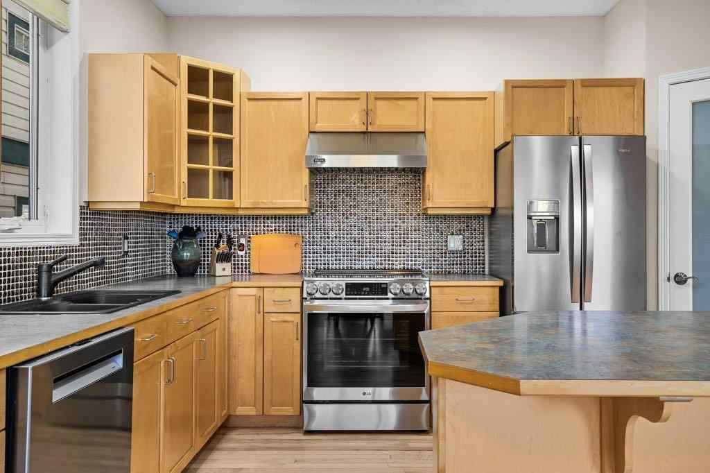 MLS® A2257796 - 808 Lawrence Grassi Ridge  in Peaks of Grassi Canmore, Residential