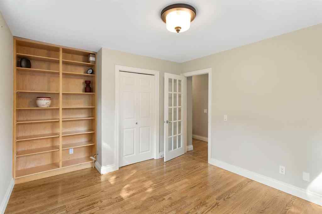 MLS® A2257799 - 152 Lake Mead Crescent SE in Lake Bonavista Calgary, Residential