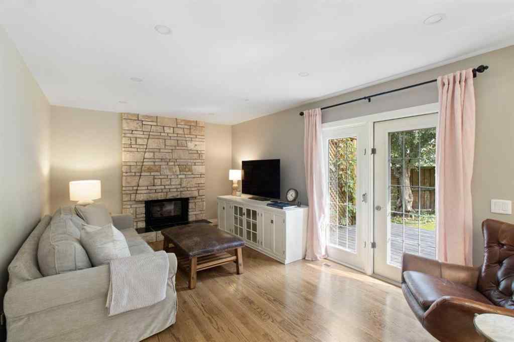MLS® A2257799 - 152 Lake Mead Crescent SE in Lake Bonavista Calgary, Residential