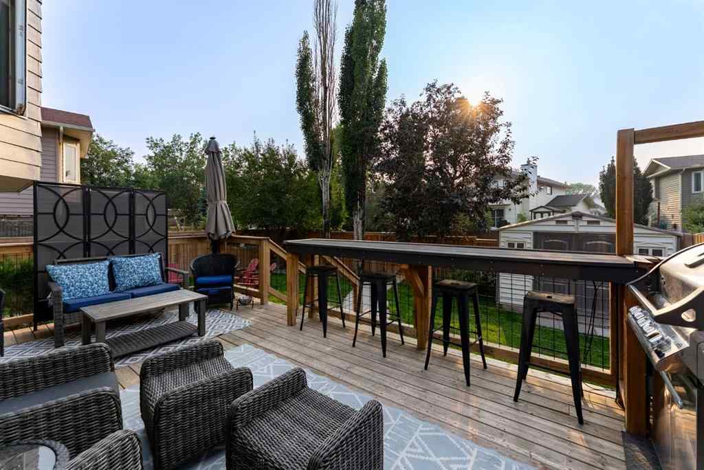 MLS® A2257800 - 147 Midpark Drive SE in Midnapore Calgary, Residential