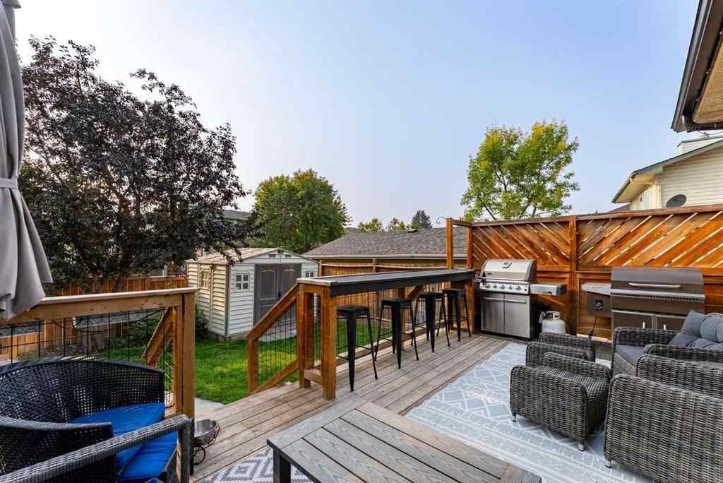 MLS® A2257800 - 147 Midpark Drive SE in Midnapore Calgary, Residential
