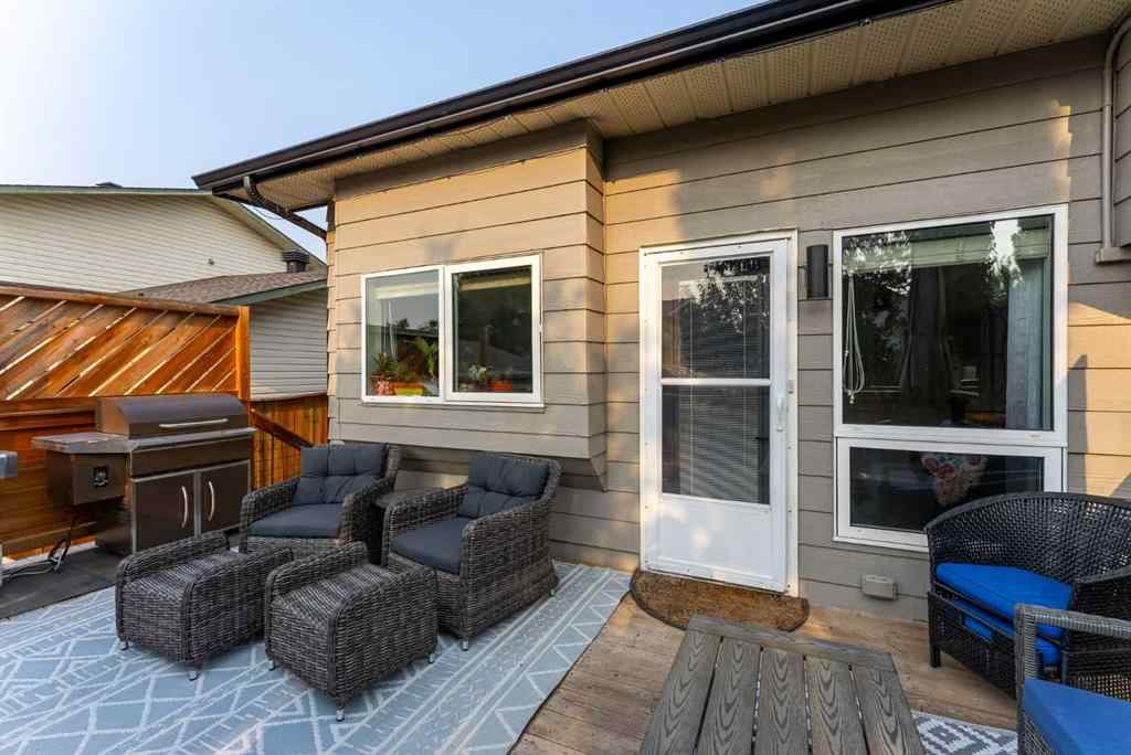 MLS® A2257800 - 147 Midpark Drive SE in Midnapore Calgary, Residential
