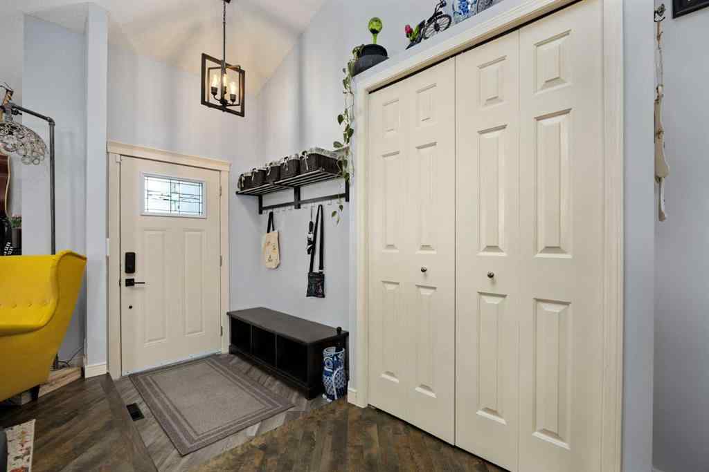 MLS® A2257800 - 147 Midpark Drive SE in Midnapore Calgary, Residential