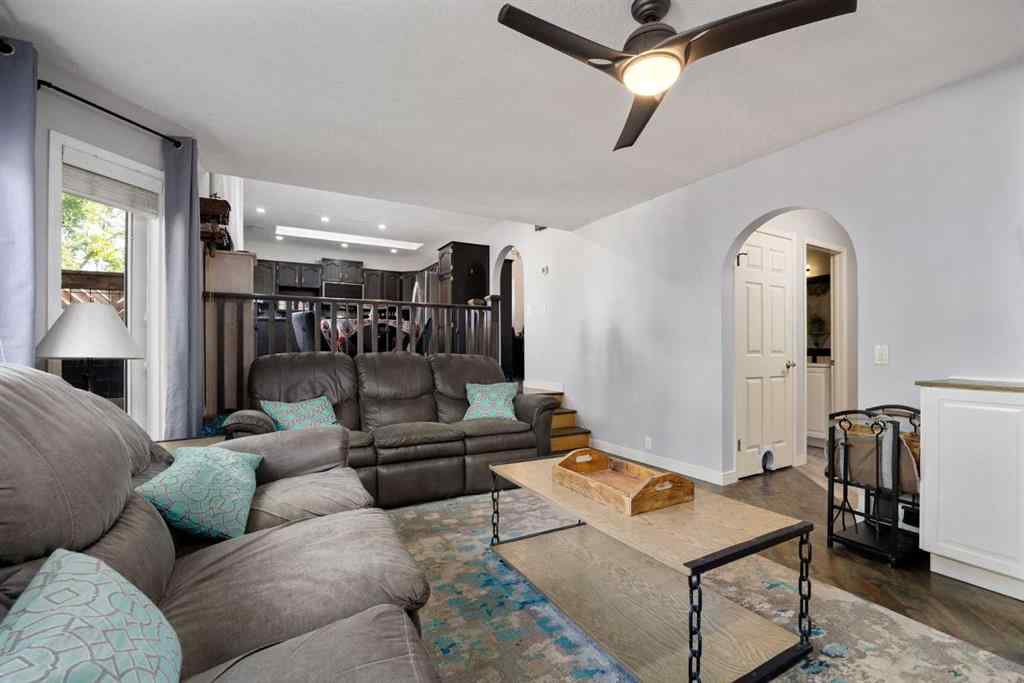 MLS® A2257800 - 147 Midpark Drive SE in Midnapore Calgary, Residential