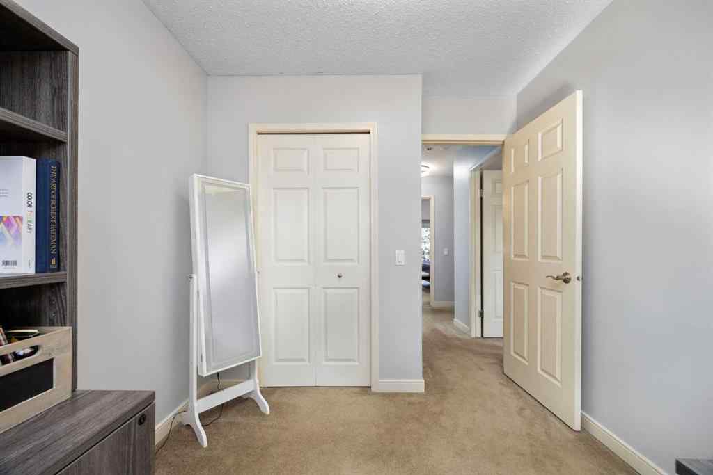 MLS® A2257800 - 147 Midpark Drive SE in Midnapore Calgary, Residential