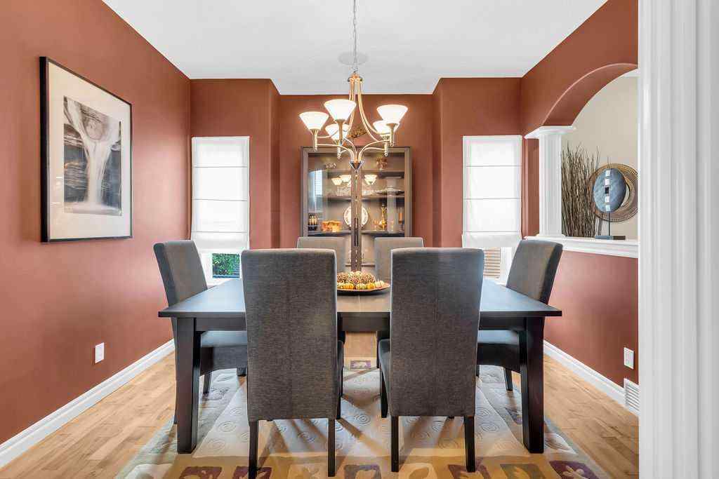 MLS® A2257802 - 122 Discovery Ridge Gardens SW in Discovery Ridge Calgary, Residential